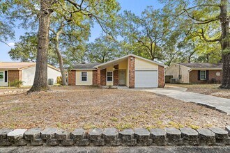 310 Goldenrod Ct in Niceville, FL - Building Photo - Building Photo