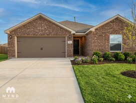 526 A D Crain St in Venus, TX - Building Photo