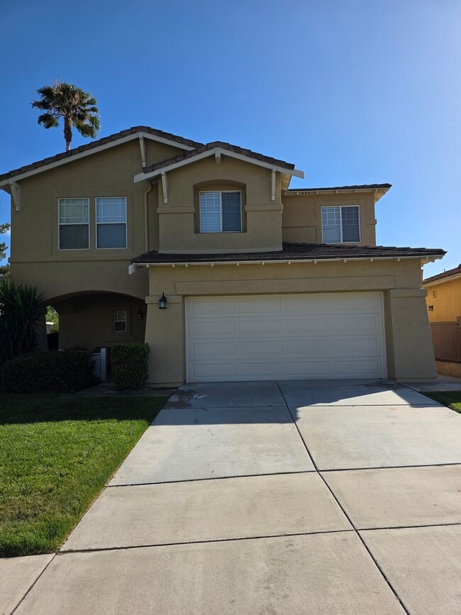 property at 43075 Avola Ct