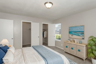 Ravenwood Apartments in Montgomery, AL - Foto de edificio - Building Photo