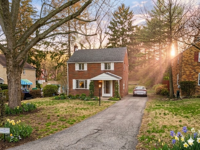 property at 3005 Laketon Rd