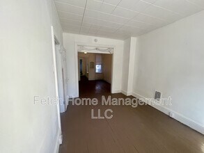 26 N 16th St in Harrisburg, PA - Foto de edificio - Building Photo