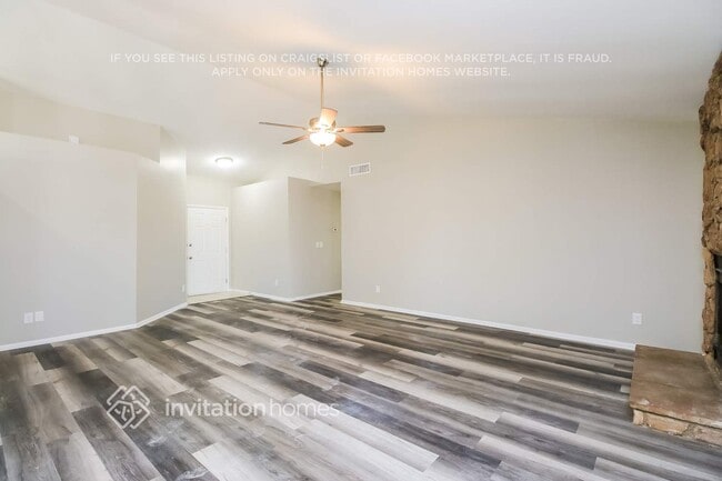 2402 N Pleasant Dr in Chandler, AZ - Building Photo - Building Photo