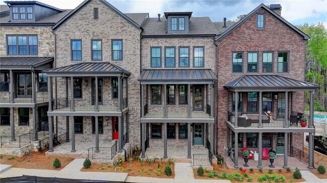 property at 375 Chiswick Cir