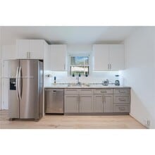 820 SW 26th Rd in Miami, FL - Building Photo - Building Photo