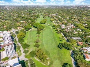 671 Biltmore Way in Coral Gables, FL - Building Photo - Building Photo