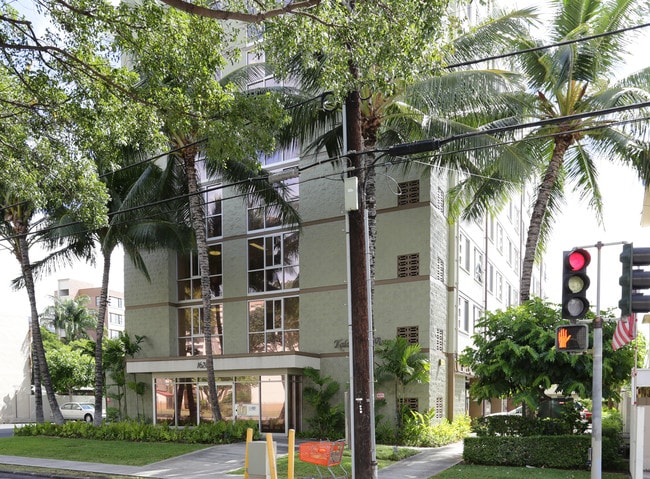 Kalakaua Vista in Honolulu, HI - Foto de edificio - Building Photo
