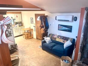 2803 S 1000 E in Salt Lake City, UT - Foto de edificio - Building Photo