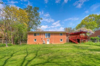 507 Stonegate Dr in Blacksburg, VA - Building Photo - Building Photo