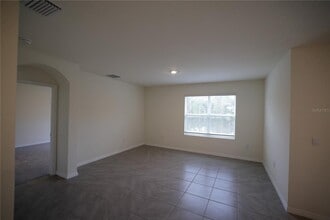 2803 Lotus Flower Trl in Wesley Chapel, FL - Building Photo - Building Photo