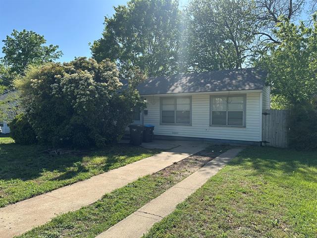 5004 Fairfax St in Fort Worth, TX - Building Photo