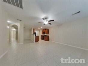 709 Totem Trail Dr in La Marque, TX - Foto de edificio - Building Photo