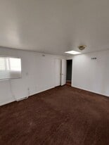 42610 32nd St W, Unit 5