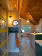 2016 McCloskey St, Unit 2 in Austin, TX - Building Photo - Building Photo