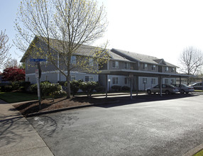 Parkmeadow Apartments in Keizer, OR - Building Photo - Building Photo