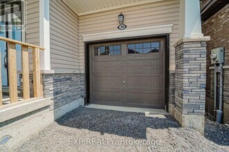 30 Buttercream Ave in Thorold, ON - Building Photo - Building Photo