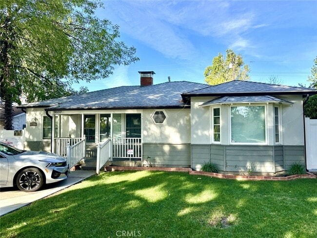 property at 9037 Rathburn Ave