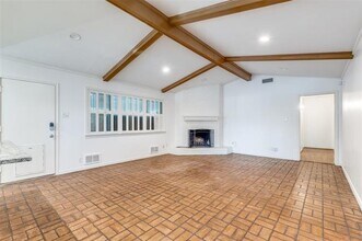 6201 Worth St in Dallas, TX - Building Photo - Building Photo