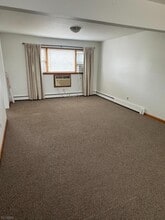 83 Maple Ave in Woodland Park, NJ - Building Photo - Building Photo