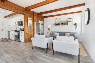 3856 Via del Mar in San Diego, CA - Building Photo - Building Photo