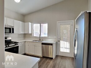 1419 Old Cobble Dr in North Las Vegas, NV - Building Photo - Building Photo