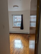 3916 62nd St, Unit 2 FL in Woodside, NY - Building Photo - Building Photo