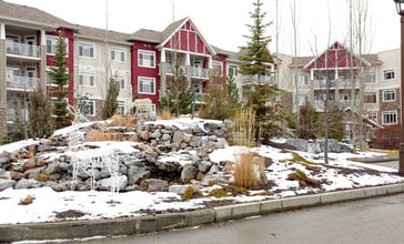 Windsor Estates in Spruce Grove, AB - Building Photo - Building Photo