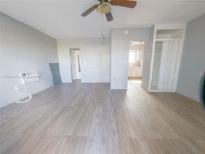 2170 NW Flagler Terrace in Miami, FL - Building Photo - Building Photo