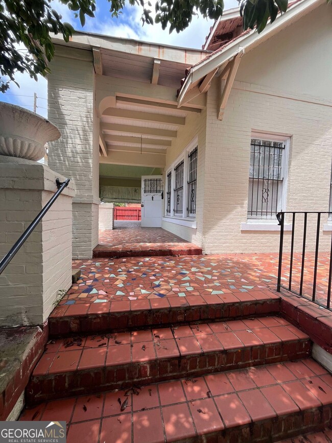 2585 Napier Ave in Macon, GA - Foto de edificio - Building Photo