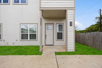 9320 Coffee St in Houston, TX - Building Photo - Building Photo