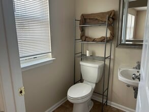 57 Lighthouse Ct in Atlantic City, NJ - Building Photo - Building Photo