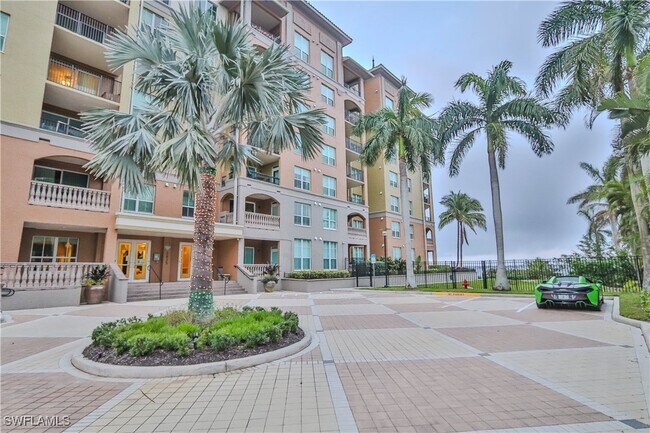 property at 2825 Palm Beach Blvd