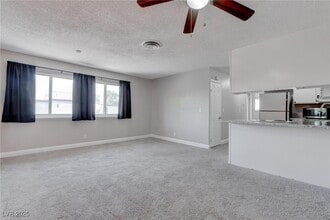 1438 Lorilyn Ave in Las Vegas, NV - Building Photo - Building Photo