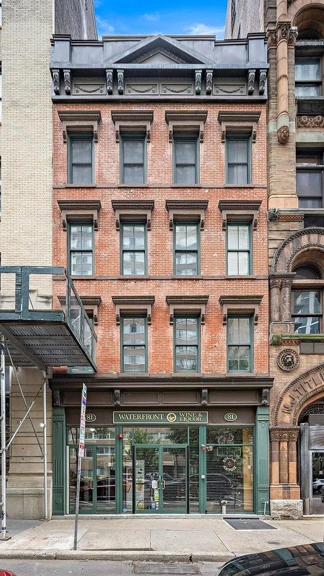 property at 81 Montgomery St