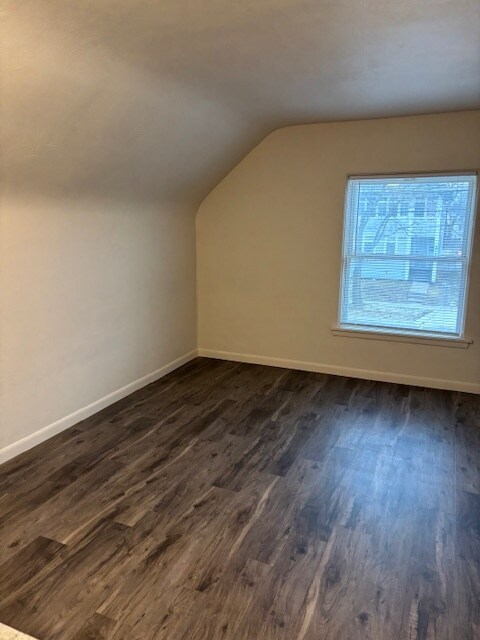 1012 W Shiawassee St, Unit 1012.5 in Lansing, MI - Building Photo - Building Photo