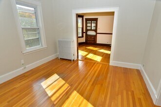 92 Rockview St, Unit #1 in Boston, MA - Building Photo - Building Photo
