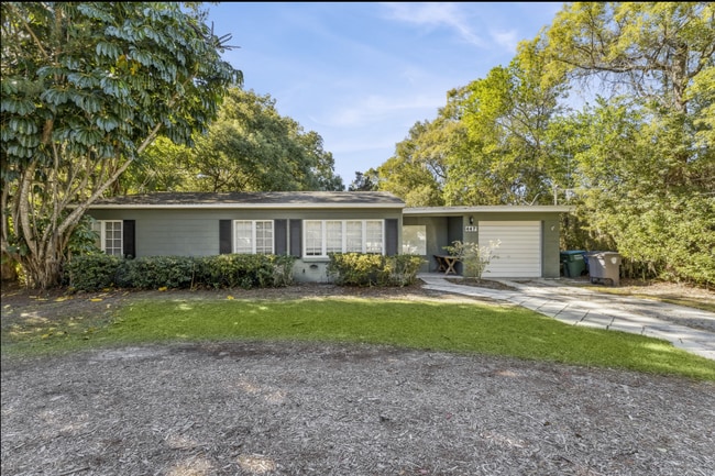 property at 447 N Phelps Ave