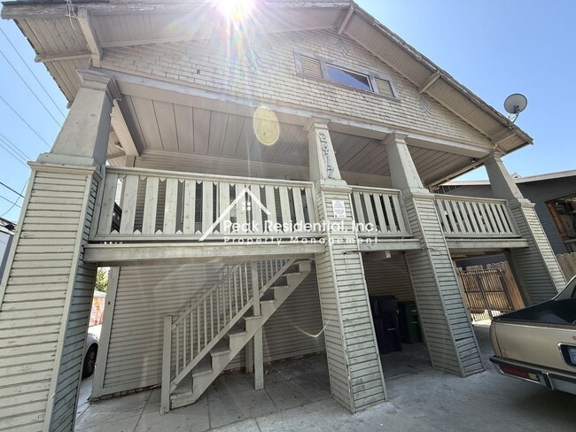 2417 18th St in Sacramento, CA - Building Photo - Building Photo