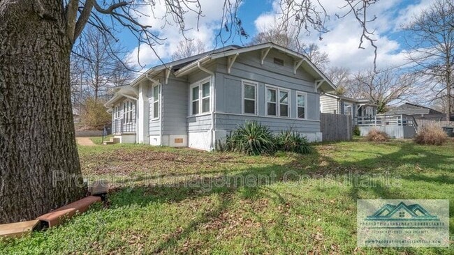 property at 901 Hermitage Dr