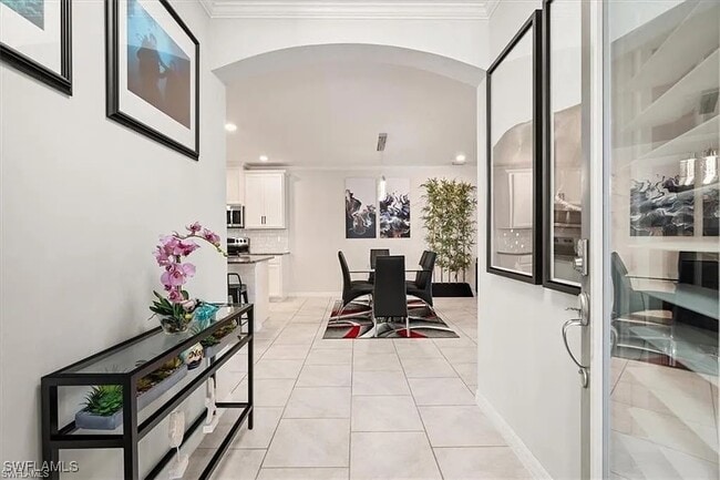 property at 14672 Edgewater Cir