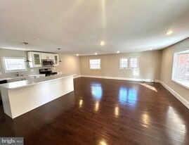 2730 Old Cedar Grove Rd in Broomall, PA - Building Photo