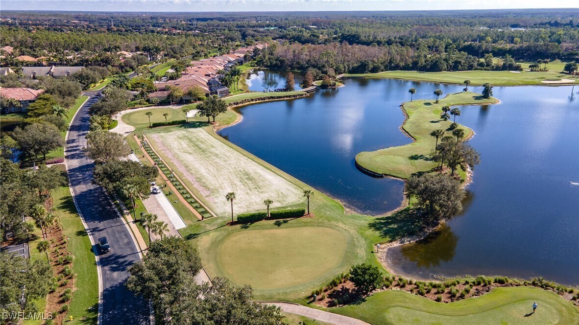 20150 Seagrove St in Estero, FL - Foto de edificio