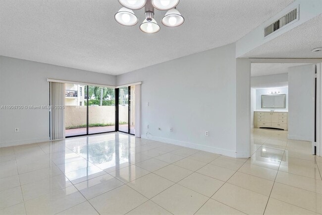 13001 SW 88th Terrace S in Miami, FL - Building Photo - Building Photo
