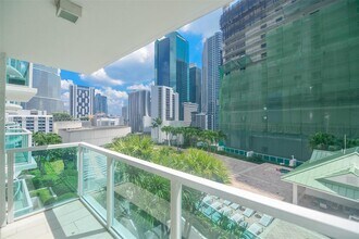 31 SE 5th St, Unit 1510 in Miami, FL - Building Photo - Building Photo