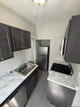 4 Woodstock Ave, Unit 3 in Boston, MA - Foto de edificio - Building Photo