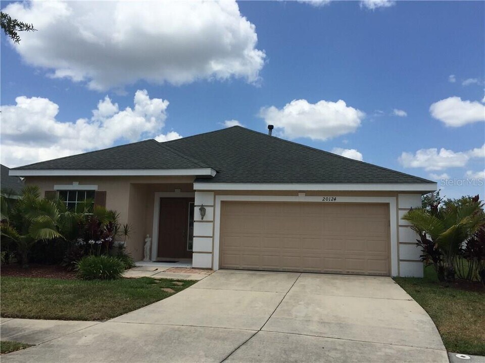 20124 Nob Oak Ave in Tampa, FL - Building Photo