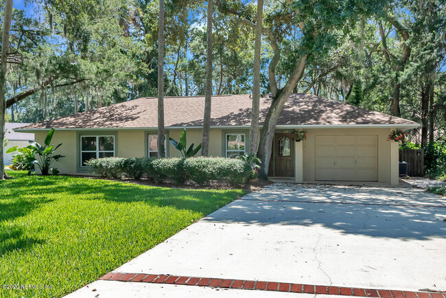 605 Alhambra Ln N in Ponte Vedra Beach, FL - Building Photo - Building Photo