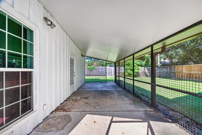 5150 Jason St in Houston, TX - Building Photo - Building Photo