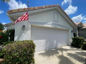 9048 St Andrews Way in Mount Dora, FL - Building Photo
