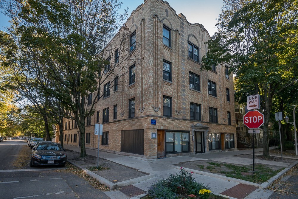 2948 N Seminary Ave, Unit #2952-3 in Chicago, IL - Building Photo